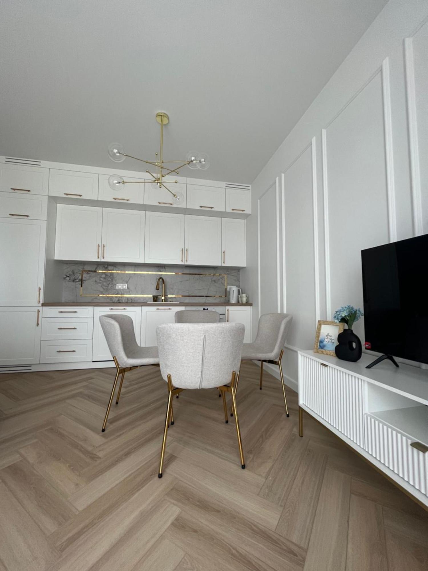 Apartament Vulcano Komfort Nowy Ursus Varsovie Extérieur photo